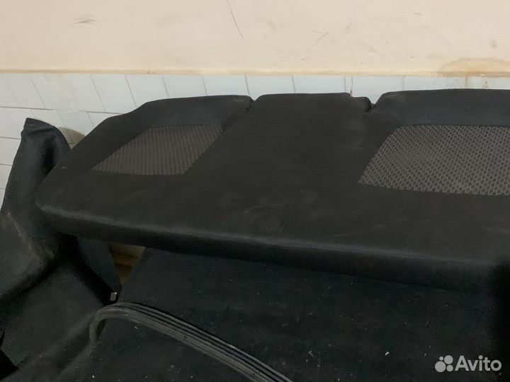 Сидения на Vesty
