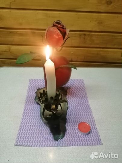 Подсвечник