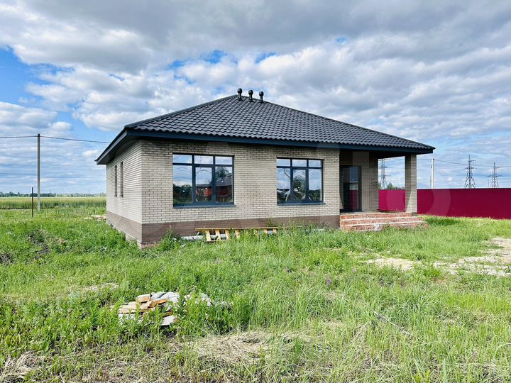 Коттедж 133 м² на участке 7,5 сот.