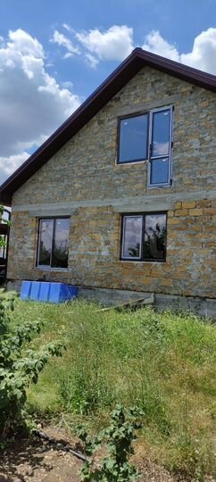 Дом 215 м² на участке 10 сот.