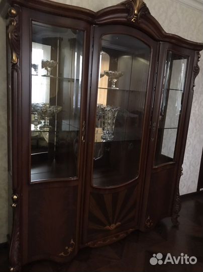 Сервант, горка