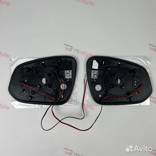 Полотна зеркал Toyota Alphard 30