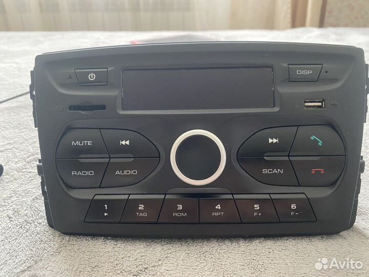 Штатная магнитола Лада Гранта