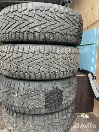 Pirelli Ice Zero 235/55 R19