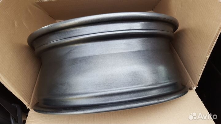 Диски R18; ET54; 7j; 67,1; 5x114,3. KIA (Korea)