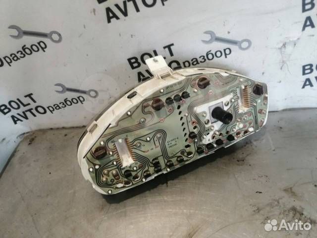 Щиток приборов Mitsubishi Carisma DA1A