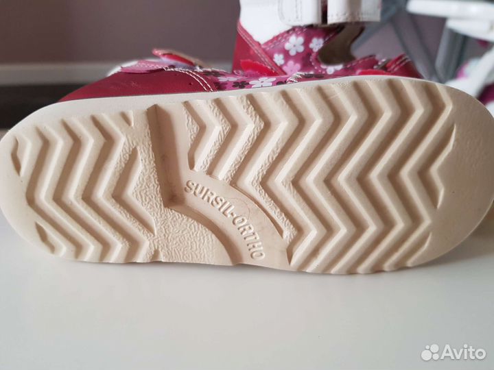 Босоножки для девочки Sursil Ortho 24р