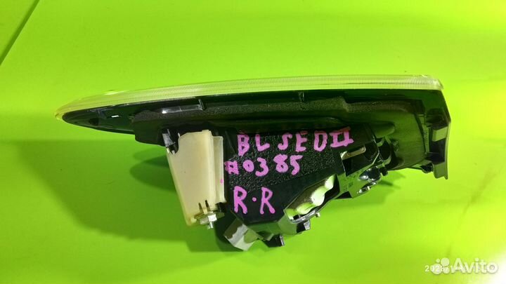 Фонарь внутренний правый для Mazda 3 2009-2012