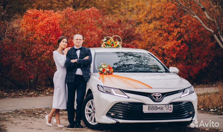 Украшения на свадебные авто и свадебные кортежи