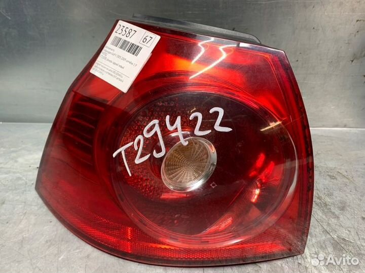 Фонарь задний наружный левый Volkswagen Golf V