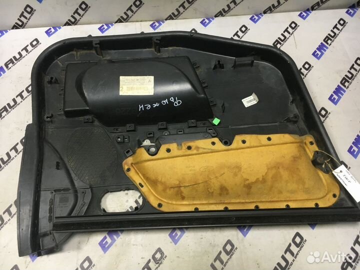 Обшивка двери передней правой Форд Фьюжен