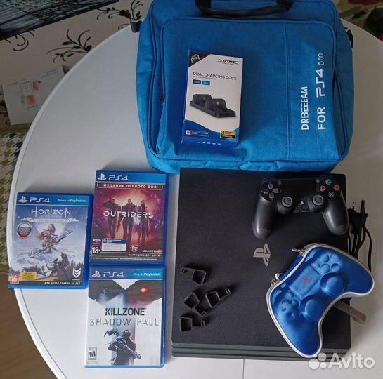 Sony PS4 pro 1tb + 11 игровых дисков