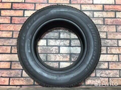 Bridgestone Dueler H/P Sport 215/65 R16