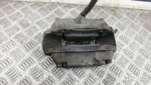 Суппорт тормозной передний левый mercedes benz CLS