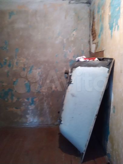 Доля в 2-к. квартире, 44 м², 2/2 эт.