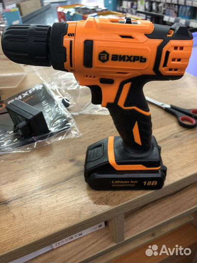Аккумуляторная дрель шуруповерт