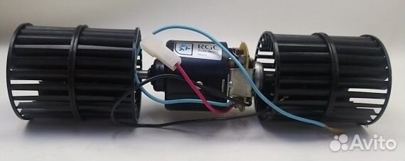 Мотор 681.3780 отопителя 24V газ, паз (ось на две