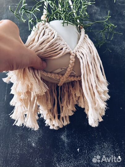 Кашпо подвесное для растения