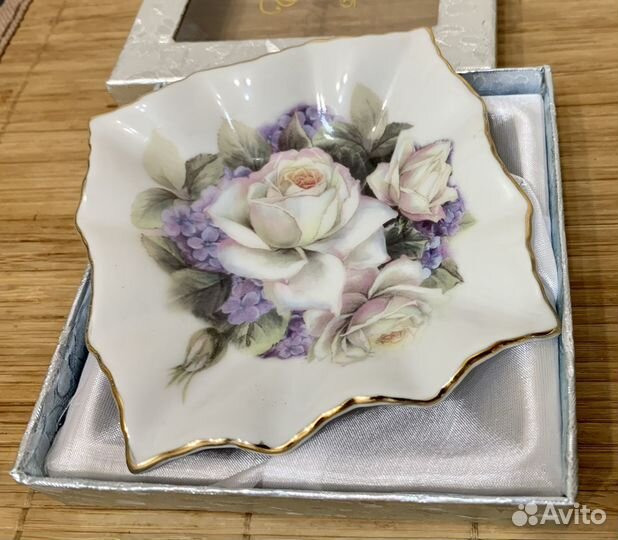 Тарелка коллекционная фарфор