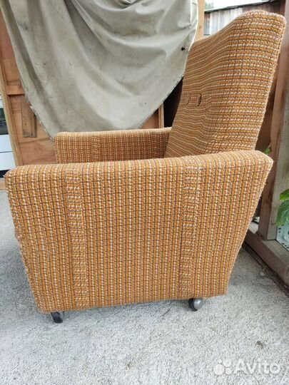 2 кресла бу