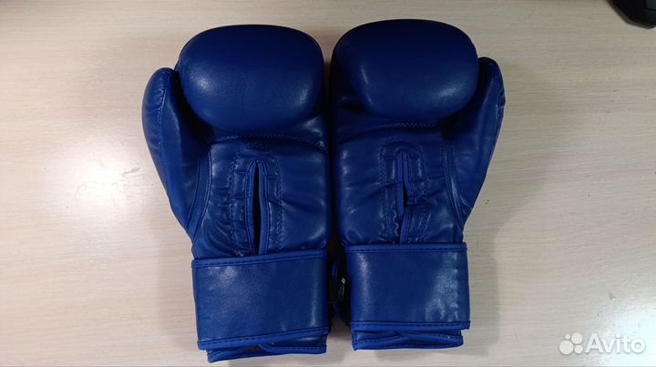 Боксерские перчатки 10 oz boybo