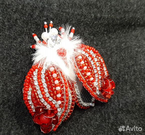 Броши ручной работы