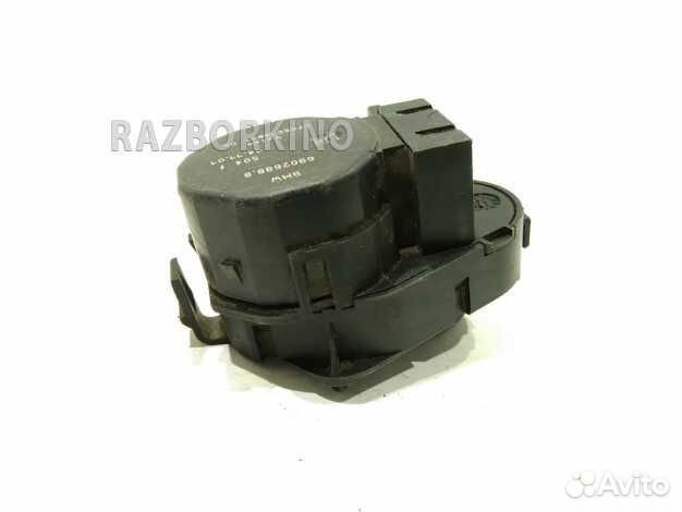 Моторчик заслонки печки 64116935442
