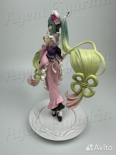 Аниме Фигурка Мику Пироженка Оригинал