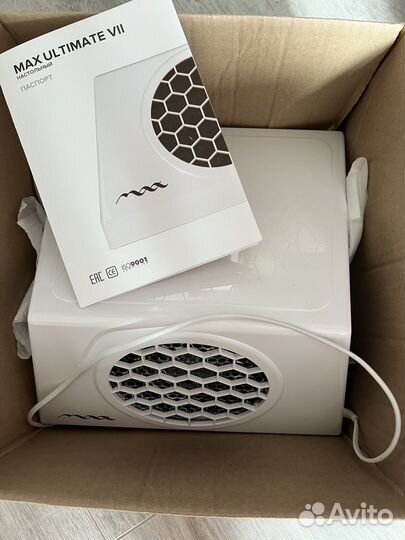 Настольный пылесос для маникюра Max Ultimate