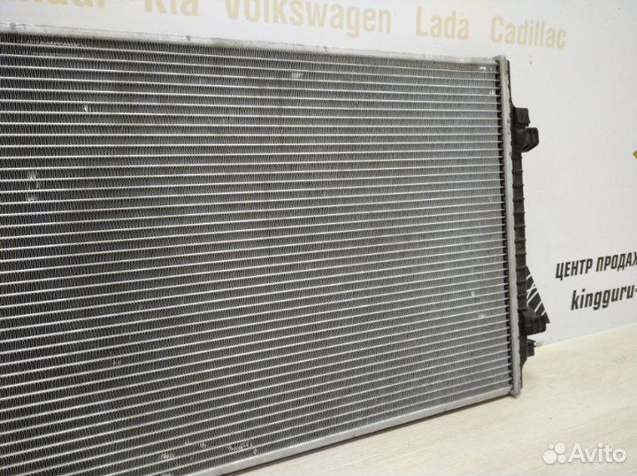 Радиатор охлаждения двигателя Skoda Octavia A7 5E3