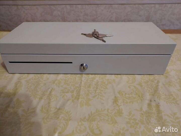 Ящик для монет и денег