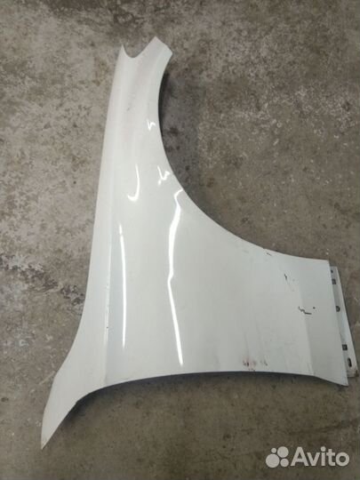 Крыло правое переднее Мерседес Бенс C W205