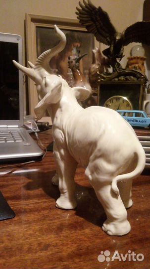 Германская фарфоровая фигурка