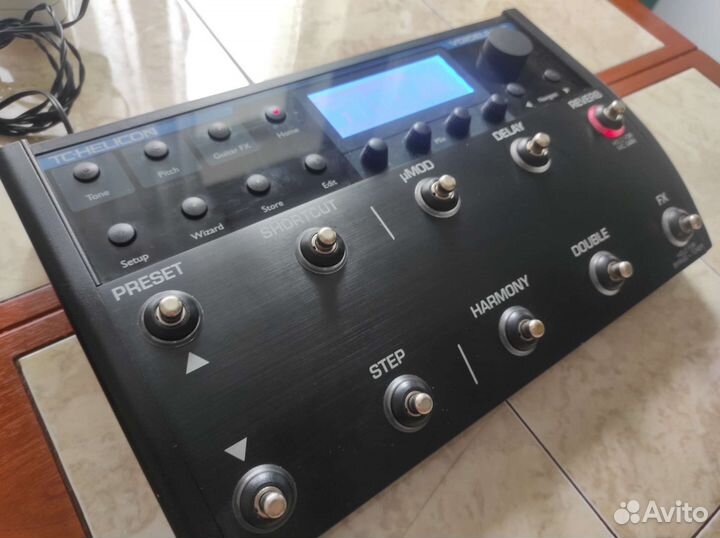 TC Helicon voicelive 2