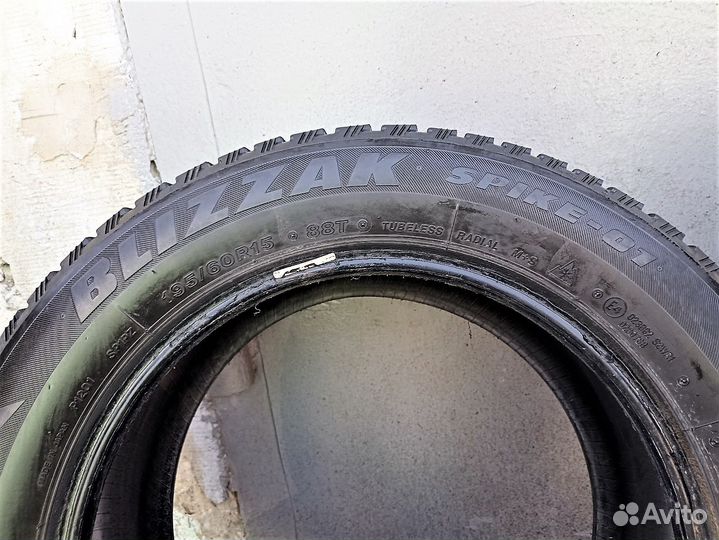 Bridgestone Blizzak Spike-01 195/60 R15 88T