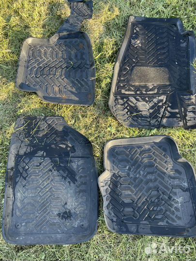 Автомобильные коврики резиновые polo