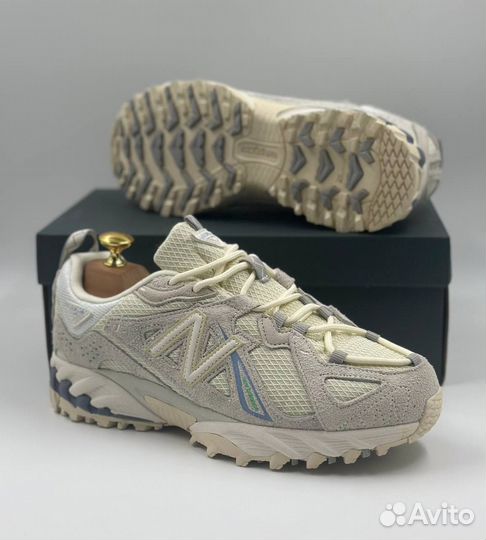 Кроссовки женские new balance