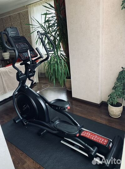 Эллиптический тренажер Sole E95