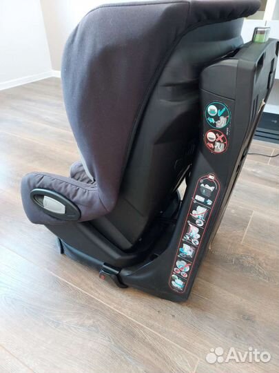 Автокресло maxi cosi axiss