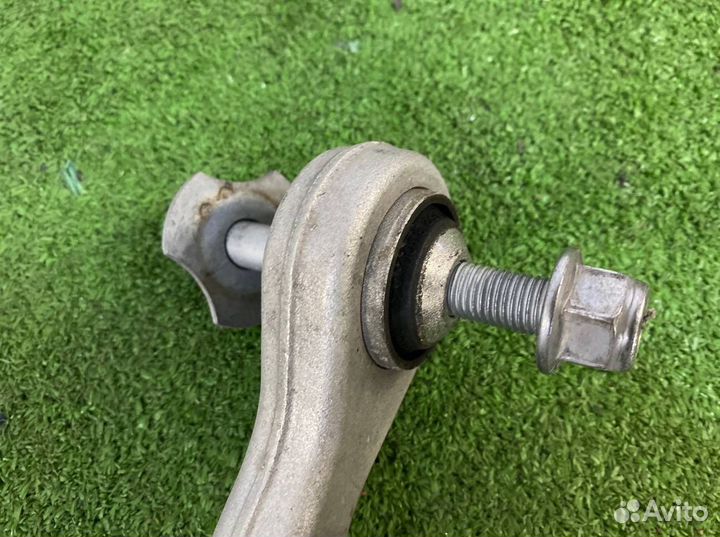 Продольный рычаг задний правый Mercedes-Benz