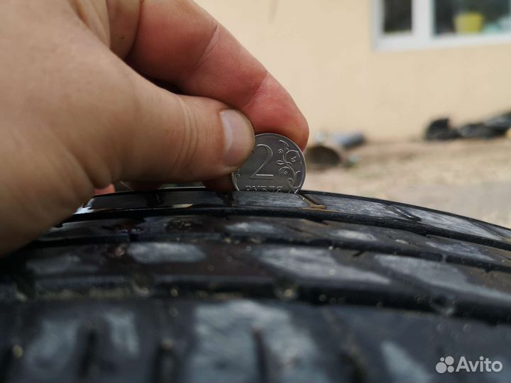 Winrun R330 215/55 R17 98W