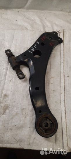 Рычаг передний правый Lexus Rx330 MCU33 3MZ-FE