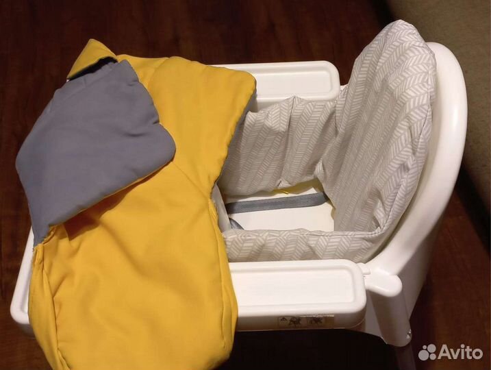 Стульчик для кормления IKEA