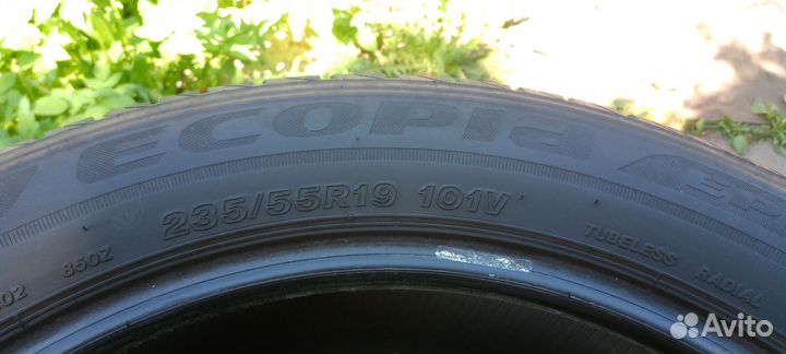 Bridgestone Ecopia EP850 235/55 R19 101V