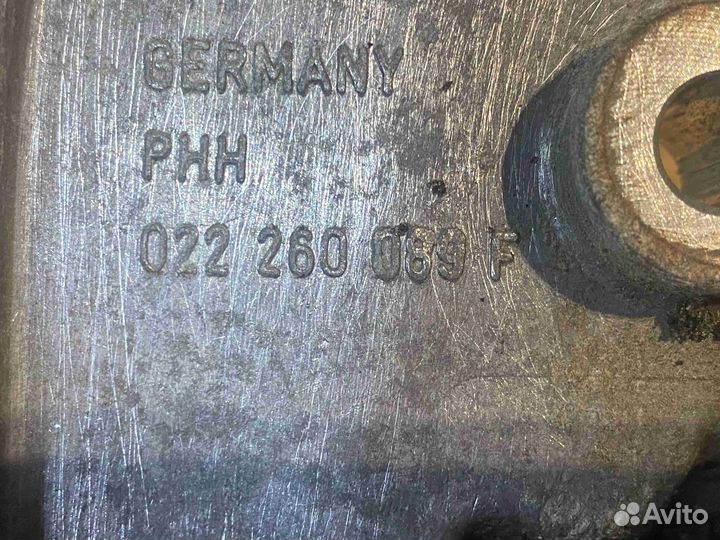 Кронштейн генератора Porsche Cayenne 955 (2002-200