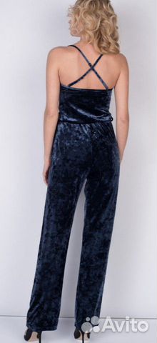 Комбинезон новый. стреч велюр, с этикеткой