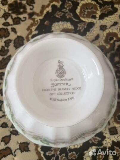 Ваза/ фруктовница на ножке ежевичная поляна