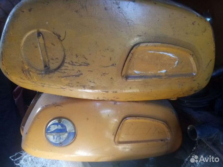Продам 2 бака на восход