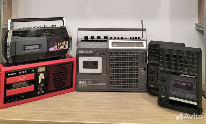 Кассетный магнитофон Весна Sharp Рига Легенда