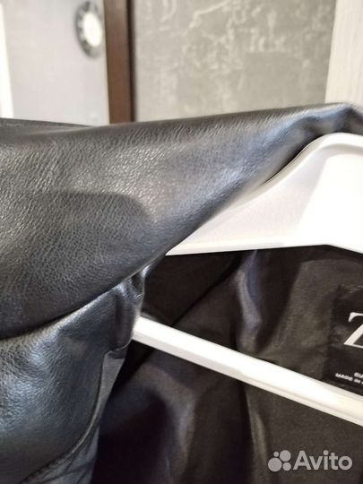 Кожаная куртка zara